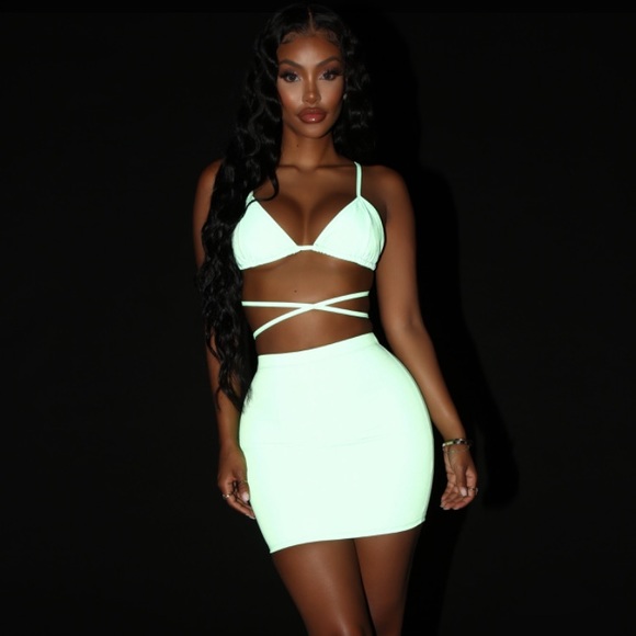Fashion Nova Dresses & Skirts - Fashion Nova Reflective Skirt Set -Lime